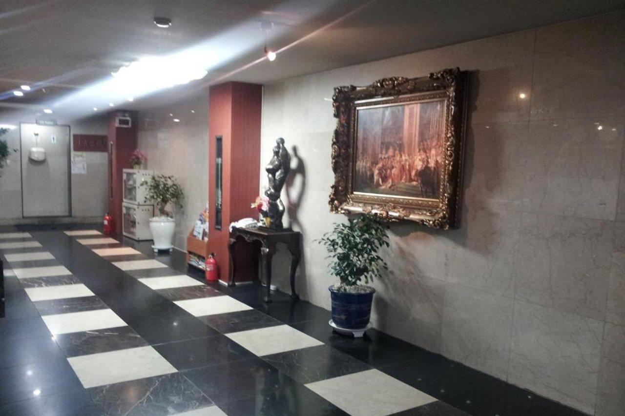 Bali Tourist Hotel Seoul Bagian luar foto