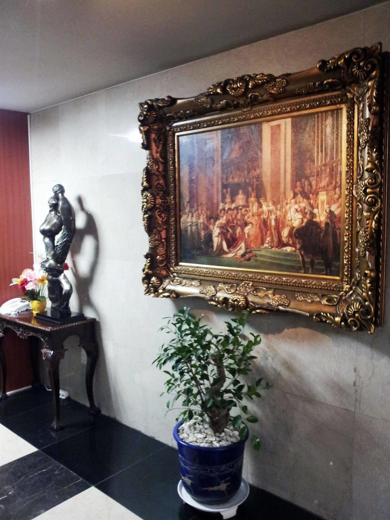 Bali Tourist Hotel Seoul Bagian luar foto